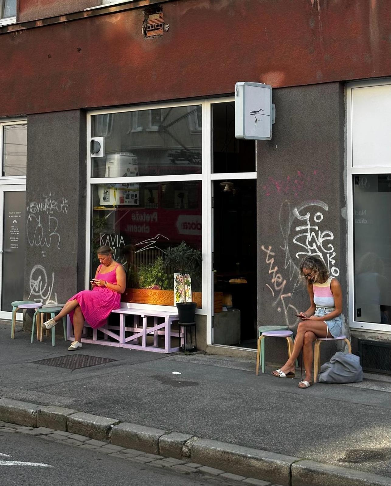 布拉迪斯拉发Urban Zenhouse No.2 - Breakfast Included公寓 外观 照片