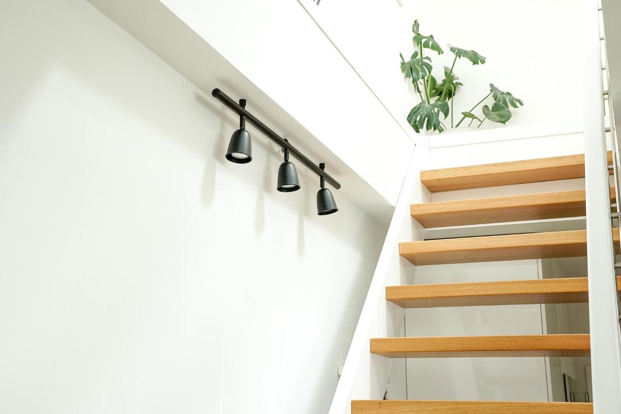 布拉迪斯拉发Urban Zenhouse No.2 - Breakfast Included公寓 外观 照片