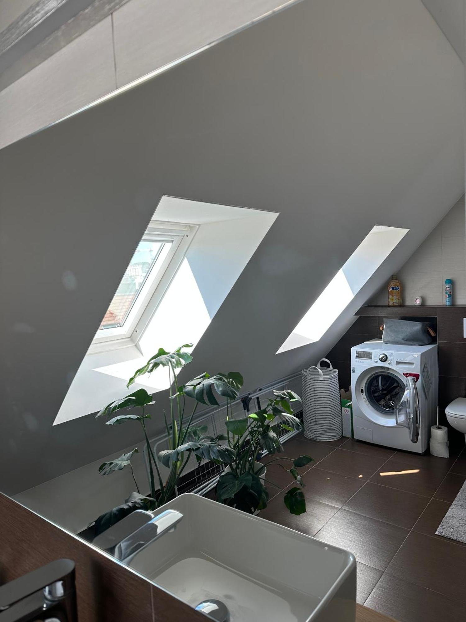 布拉迪斯拉发Urban Zenhouse No.2 - Breakfast Included公寓 外观 照片